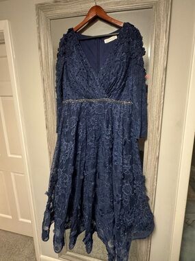 Mac Duggal Navy Blue Embroidered Floral Evening Dress